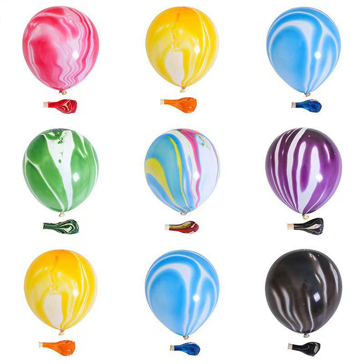 Von gewöhnlich zu High-End: Das erstaunliche Dekorationsschema von Latexballons